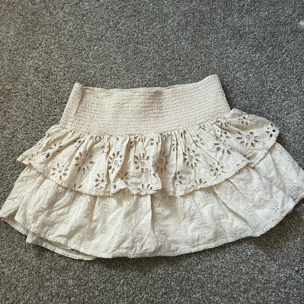 Elegant Beige Women's Skirt - Picture 1 of 4